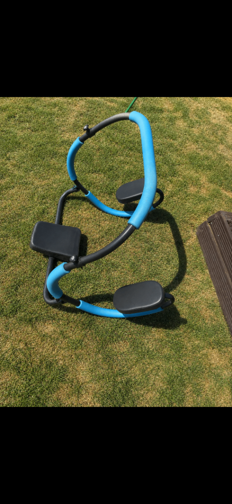 Abdominal Crunch Trainer – Blue & Black, Good Condition