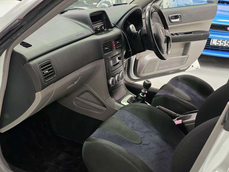 SUBARU FORESTER Sti Sg9 White Manual Petrol 2004