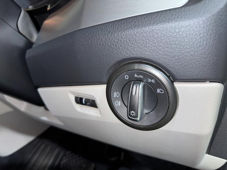 2018 Volkswagen Transporter 2.0 BiTDI BMT 204 Highline Kombi Van 4MOTION DSG Crew Van Diesel Auto...