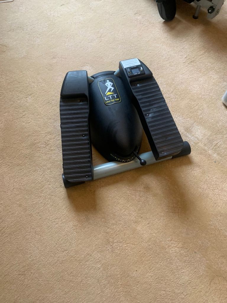 Lateral Thigh Trainer 