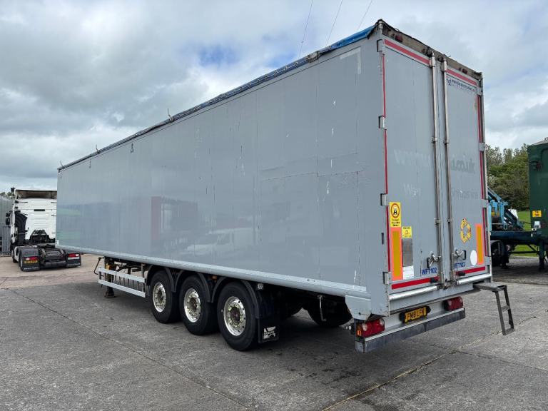2015 Walking floor 130 Karker manual cover Sliding bulkhead Tested nice trailer