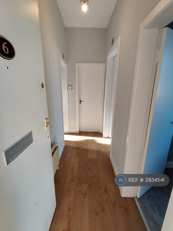 1 bedroom flat in County Place, Perth, PH2 (1 bed) (#2934541)
