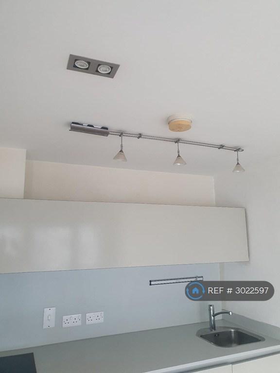 Studio flat in The Hub, Birmingham, B4 (#3022597)