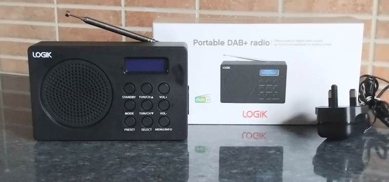 LOGIK Portable DAB+ Radio