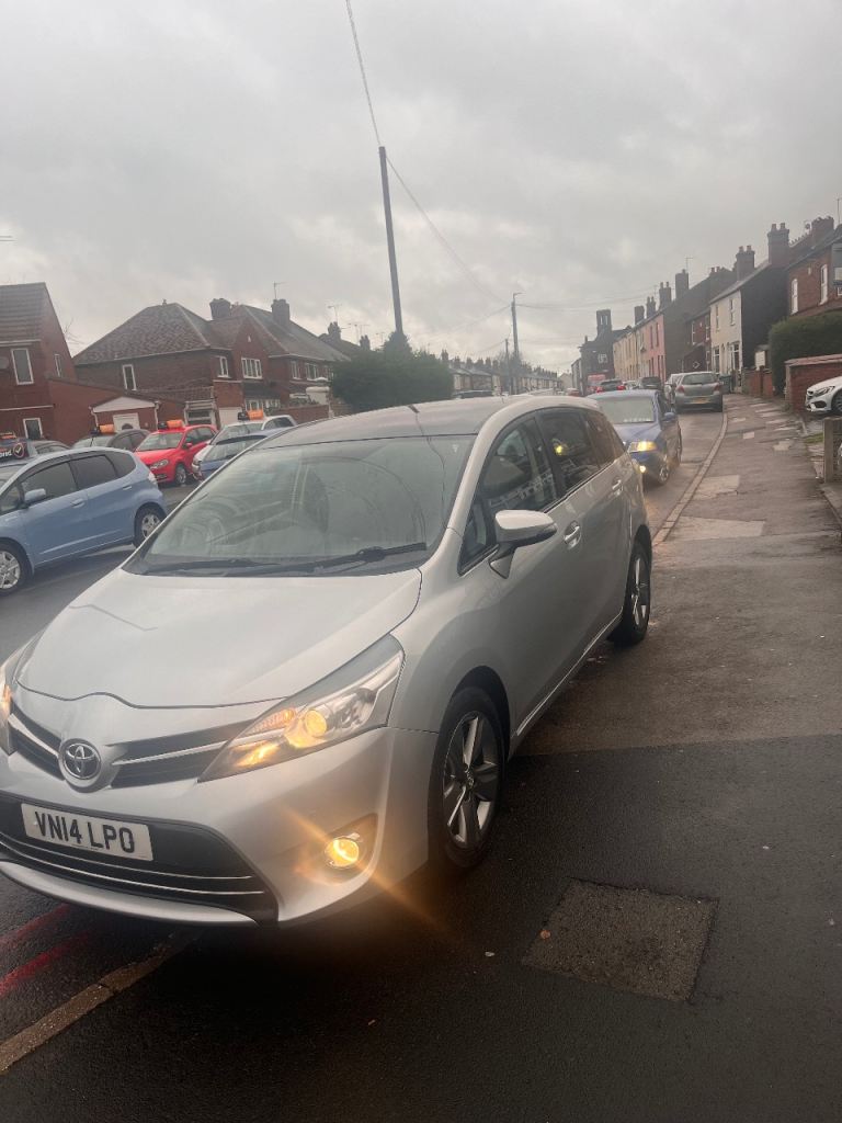 Toyota, VERSO, MPV, 2014, Manual, 1598 (cc), 5 doors