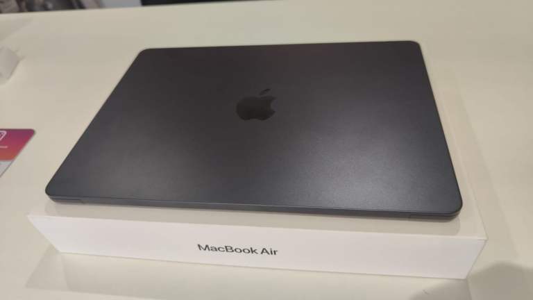 MacBook Air 13-inch (2026) M5-512GB