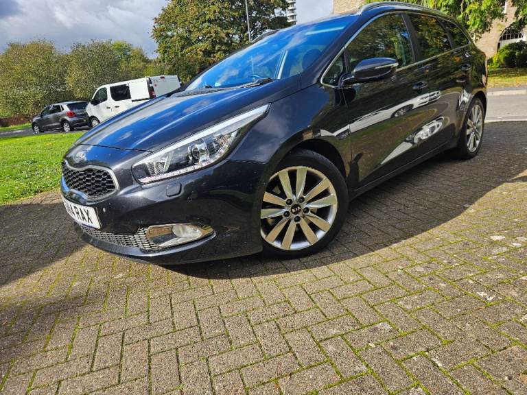 Kia ceed estate 1.4crdi isg 4 TECHNOLOGY ECO DYNAMICS TOP SPEC £20 AYEAR TAX HEATED LEATHER 