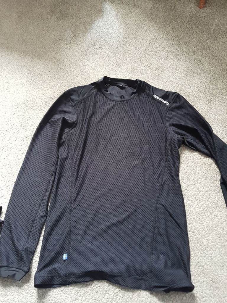 Halvarssons mesh base layer set size M