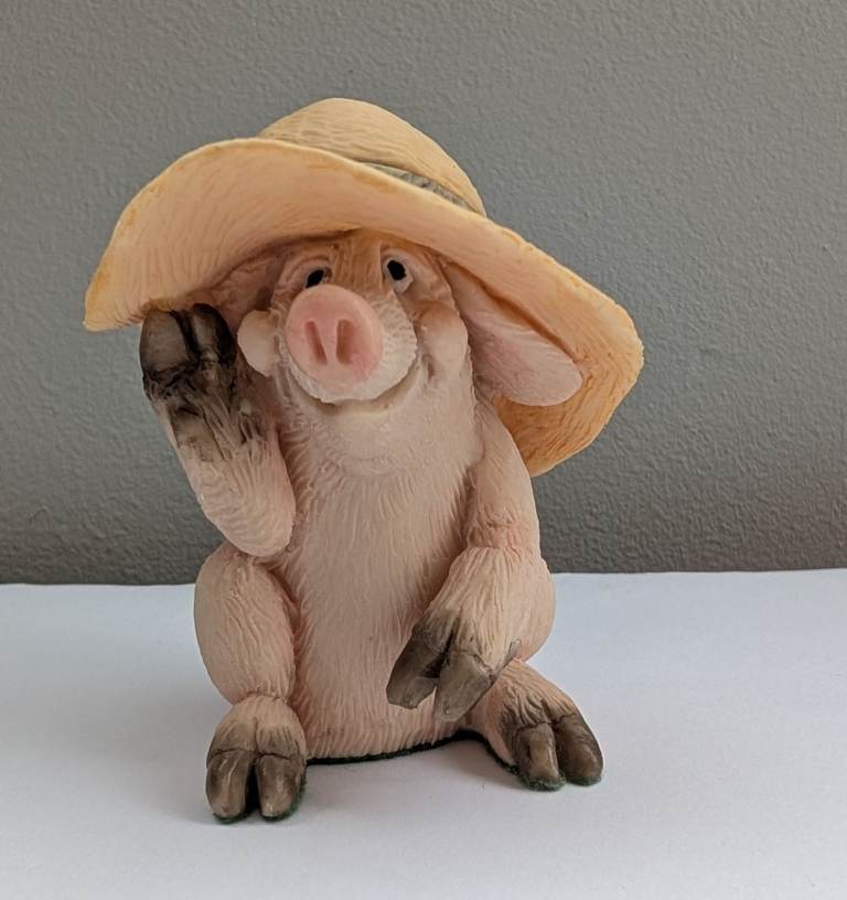 4 X Piggin collectables 