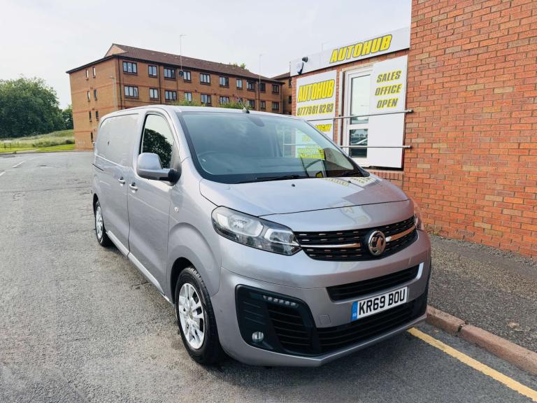 2019 Vauxhall Vivaro 1.5 Vivaro 2700 Sportive S/S Panel Van Diesel Manual