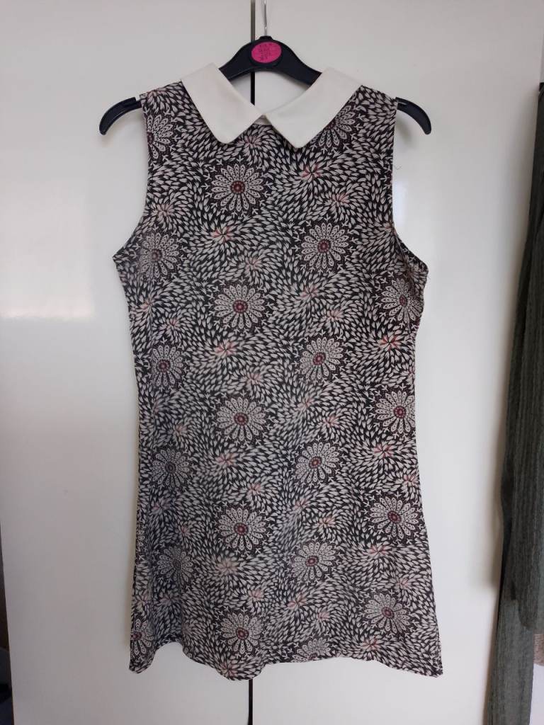 White Cotton Dress - XS (Size 6/34) - As Good As New!