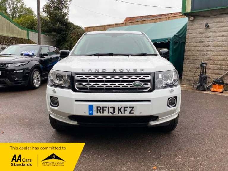 Land Rover Freelander SD4 XS 2.2cc AUTO. FUJI WHITE. choice of two in stock.