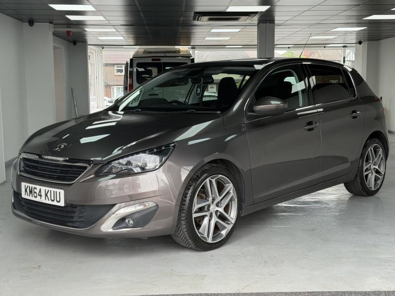 PEUGEOT 308 1.6 e-HDi Feline 2014