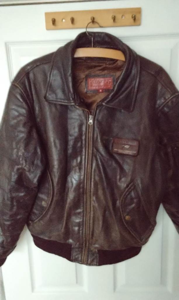 Leather mens flying jacket