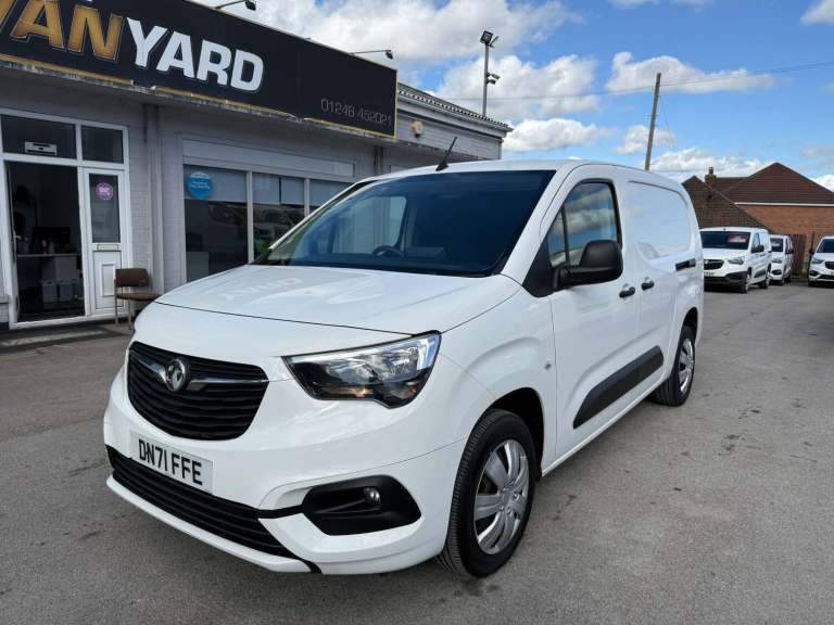 2021 Vauxhall Combo 1.5 Combo 2300 Sportive TD Panel Van Diesel Manual
