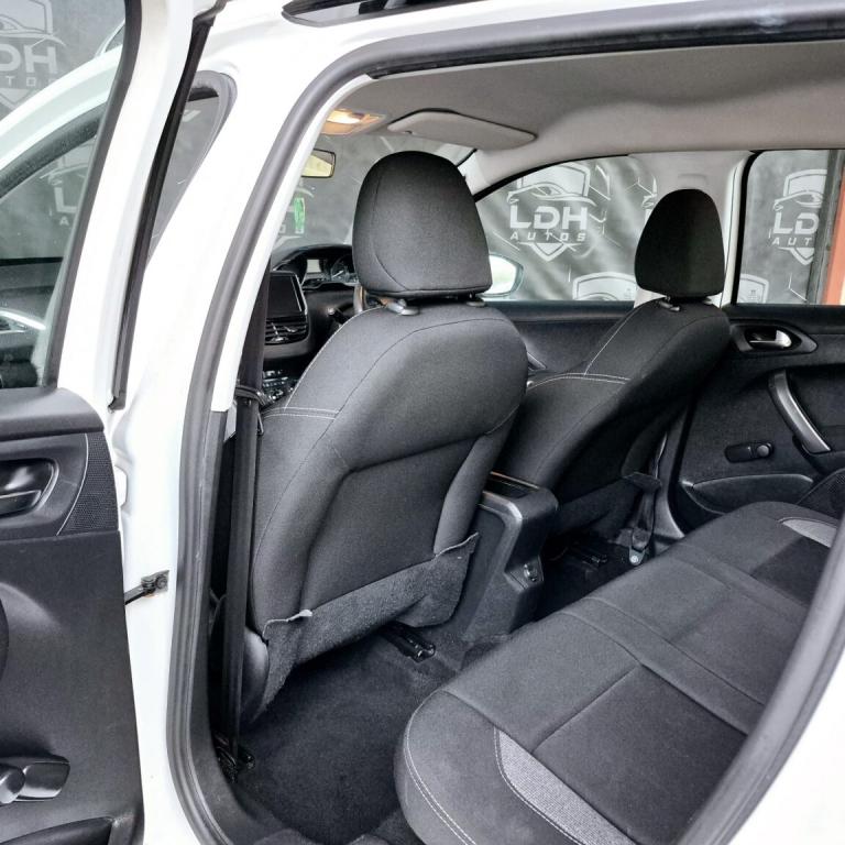 PEUGEOT 2008 1.6 BlueHDi Active 2017