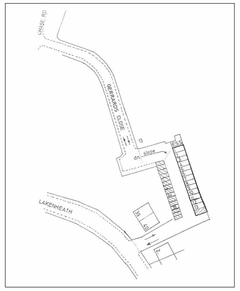 Garage to rent in London (N14) | Stashbee