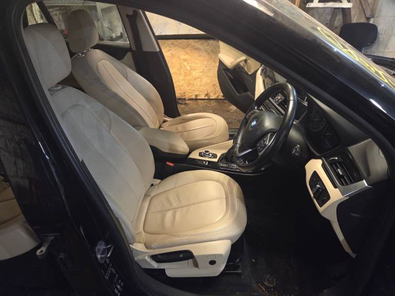 Bmw X1 F48.leather seats. 2016