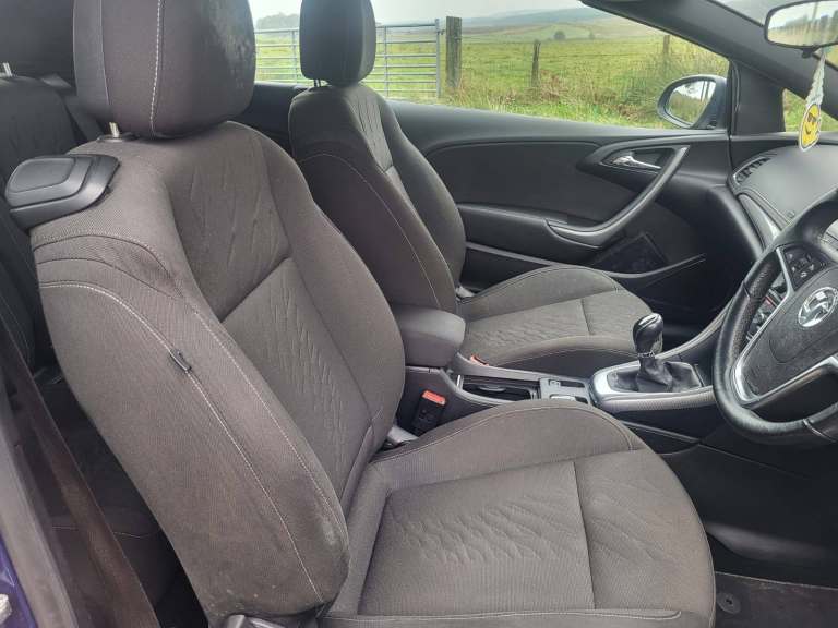 V/hall CASCADA  [Astra] Convertible 013, 1.4  