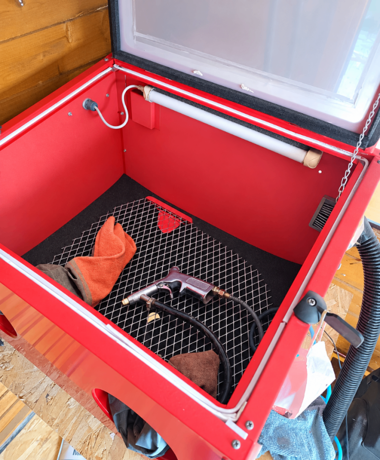 Draper 6L Air Compressor & Sandblasting Cabinet Kit