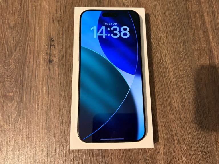 I phone 16 Pro Max 256gb Natural Titanium 
