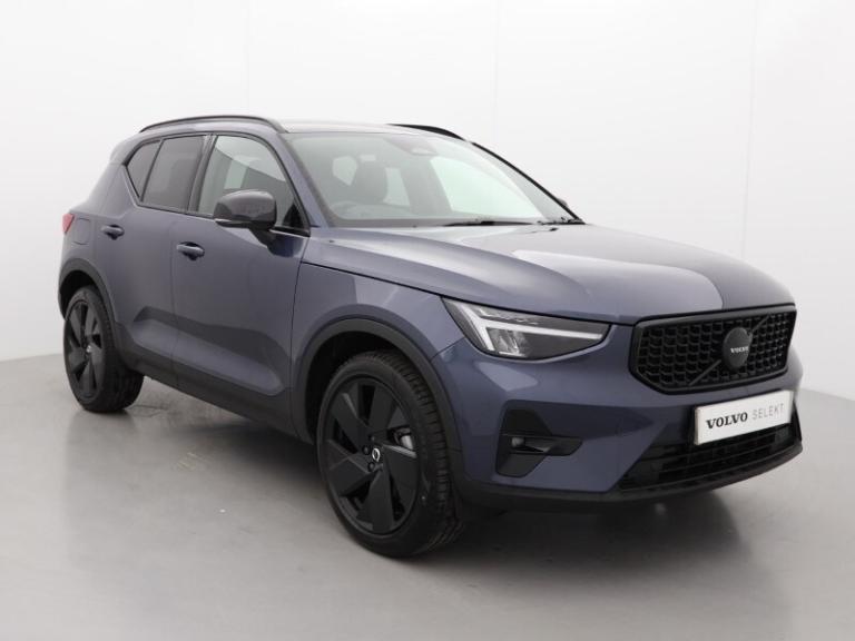 VOLVO XC40 2.0 B3P Plus Black Edition 5dr Auto *VAT QUALIFYING*