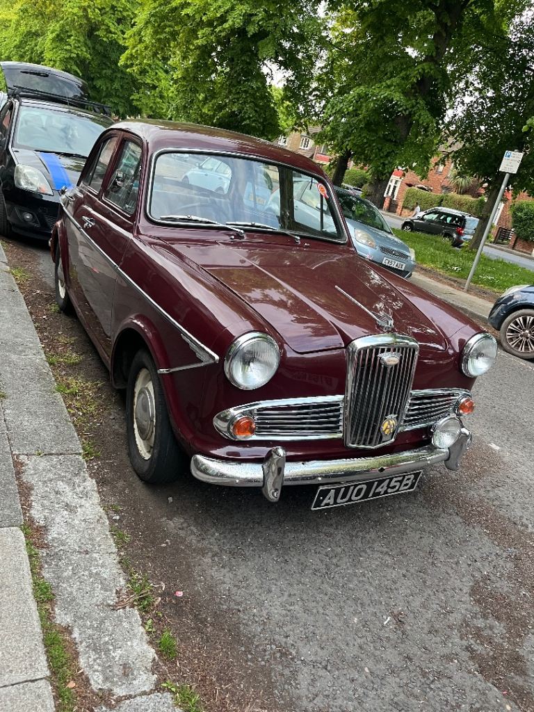 Wolseley 1500 classic car 