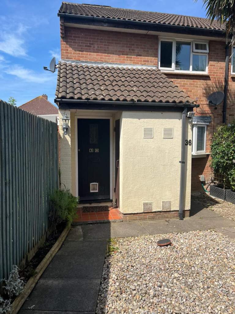 Large 1 Bed flat to rent, Gosport. PO13