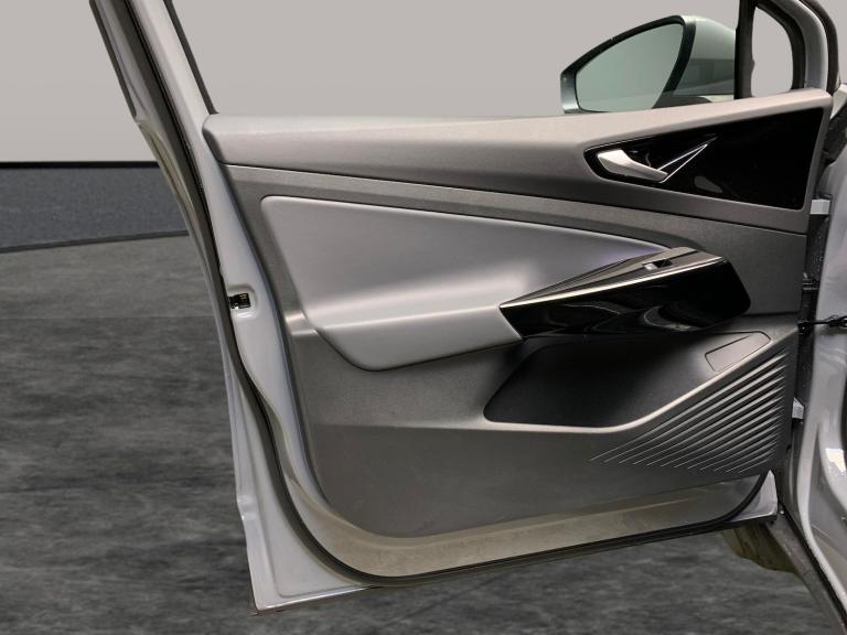 2025 Volkswagen ID.5 Pro 77kWh Match SUV 5dr Electric Auto (286 ps) - LED - REVERSE CAM - HEATED ...