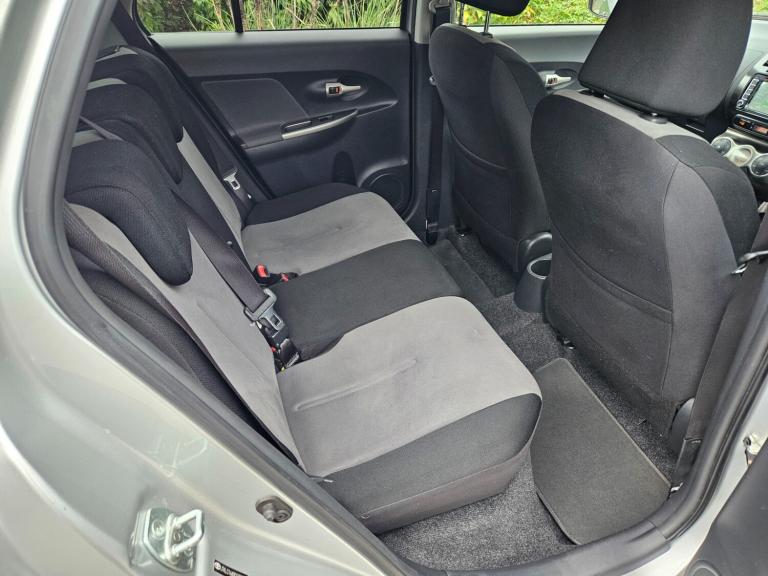 2011 Toyota Urbancruiser 1.4 D-4D 5dr 4WD LOW MILEAGE 64.000 Miles HATCHBACK Diesel Manual