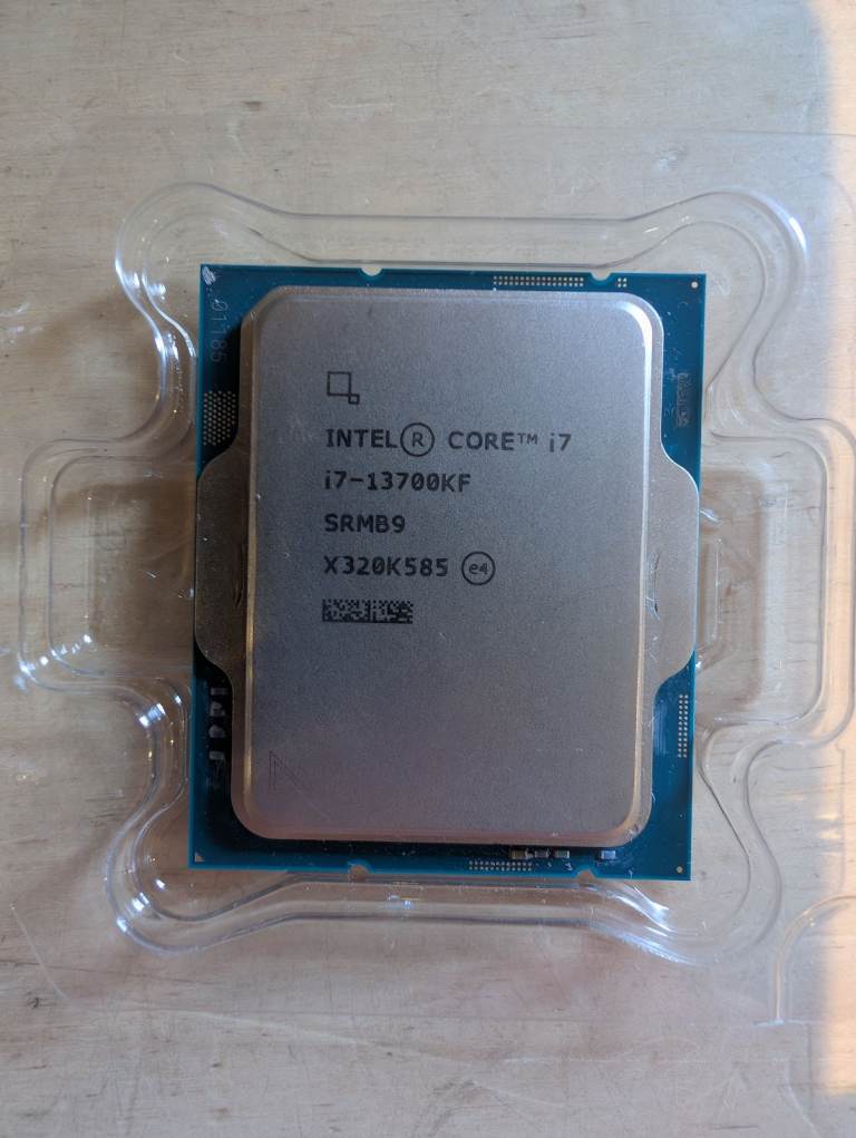 INTEL i7 CPU - i7 13700KF - TESTED - CPU - PROCESSOR