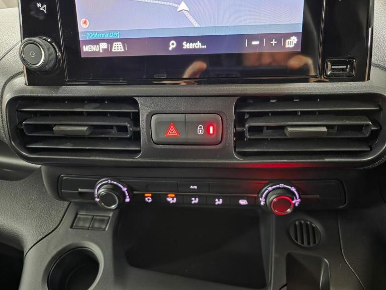 VAUXHALL COMBO 1.5 Turbo D 2300 Pro L1 H1 Euro 6 (s/s) 5dr 2023