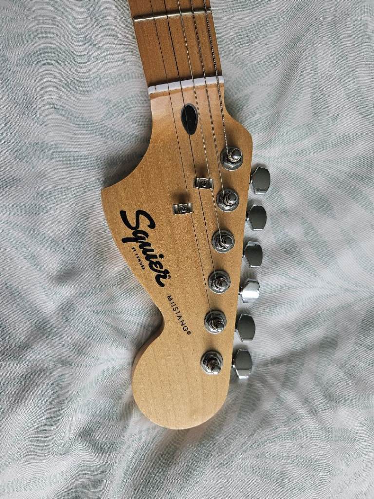 Squire Mustang Electric Guitar