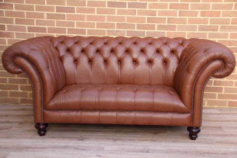 Saxon Highgrove Chesterfield Sofa (UK Delivery)