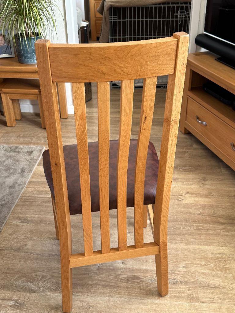 Square Solid Oak Dining Table and 2 Chairs