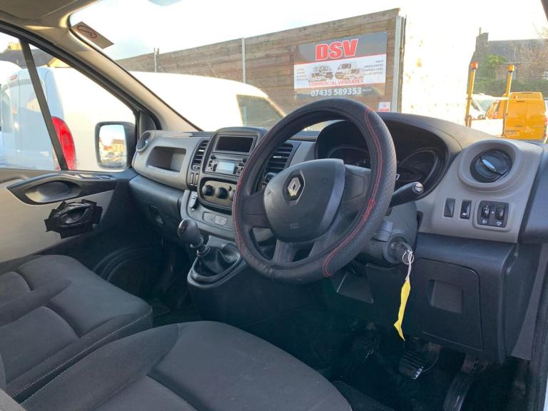 2015 Renault Trafic SL27 ENERGY dCi 120 Business Van PANEL VAN Diesel Manual