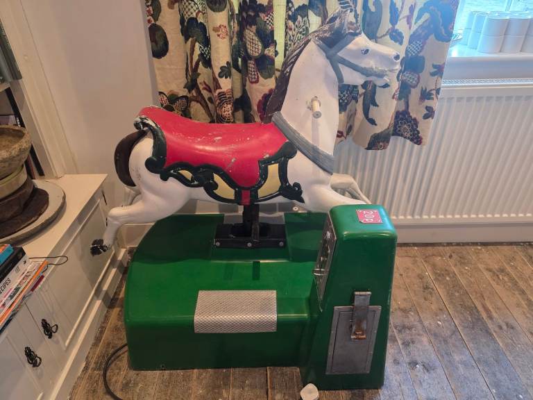Vintage Coin-Operated Horse Kiddie Ride Machine 20p