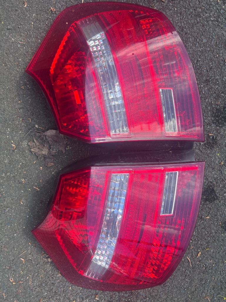 Bmw 2009 116i rear lights