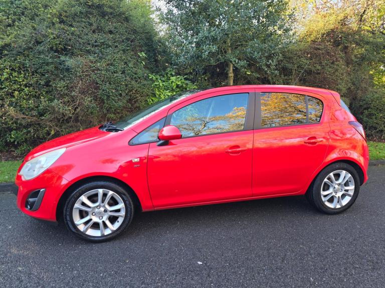 image for VAUXHALL CORSA 1.4 16v (A/C) SXi - AUTOMATIC - 5 DOOR - 2011 *LOW MILES*
