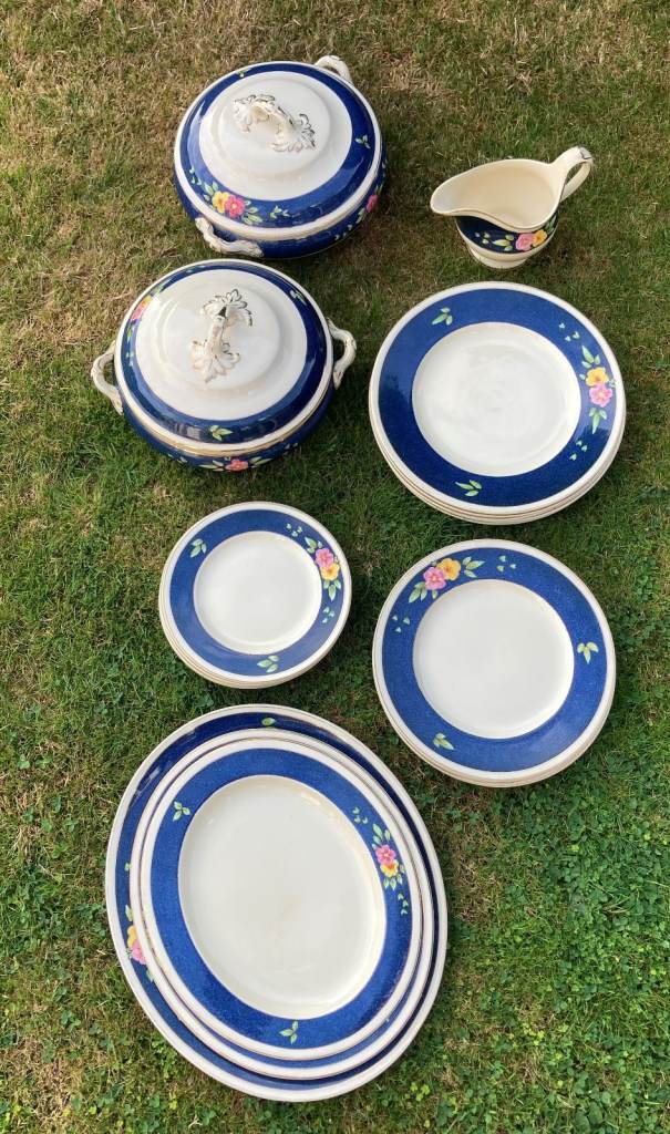image for 1930s Rare 24 Piece Dinner Service from Burleigh Ware in Blue and White Pattern 5687