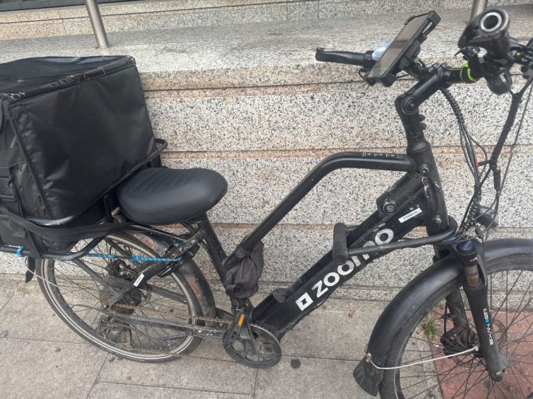 Zoomo Sports E-Bike legal