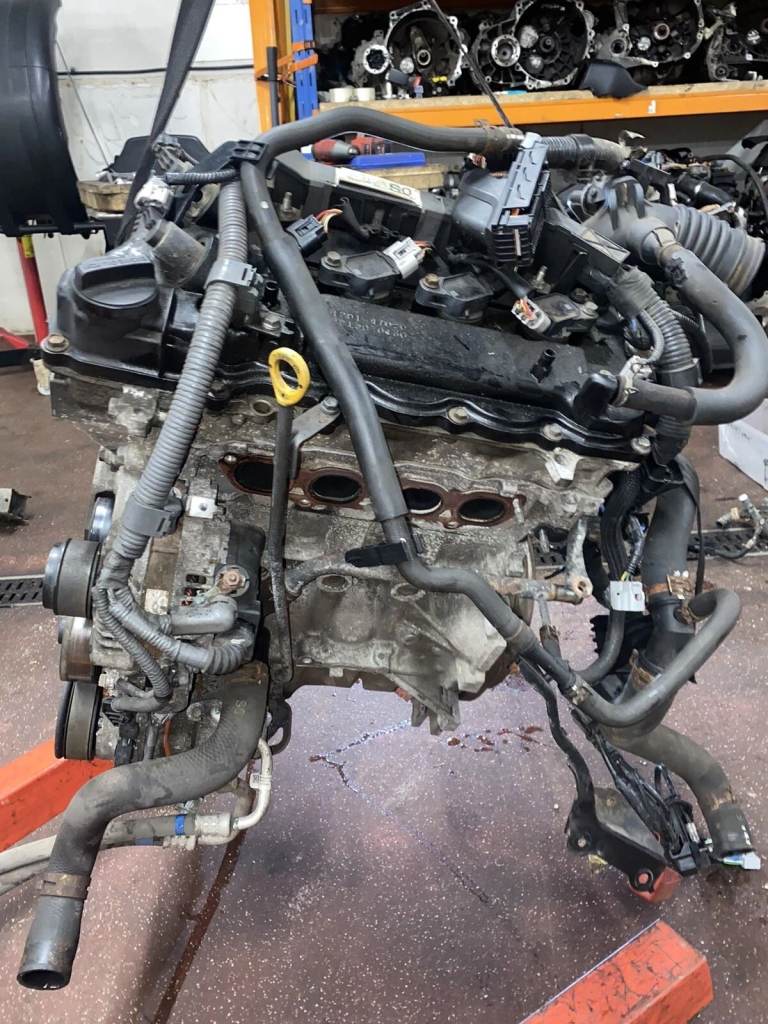 TOYOTA AURIS 2013 1.4 PETROL 1NR-FE COMPLETE ENGINE