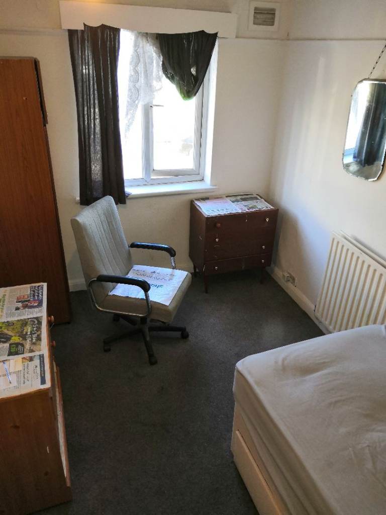 Single Room Near London Heathrow-Hayes area