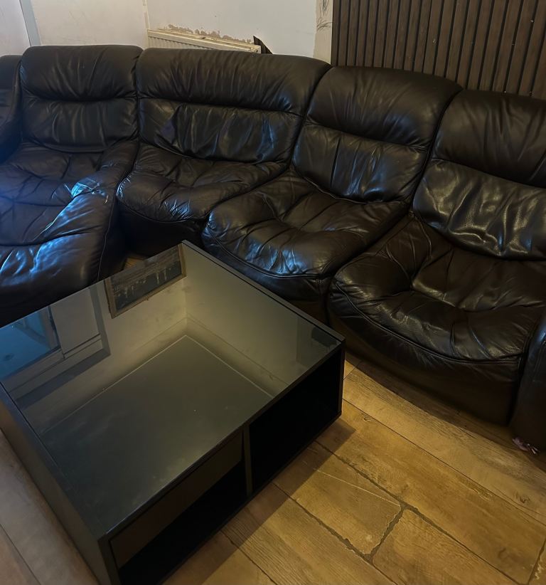 Free Leather sofa DFS corner freebies