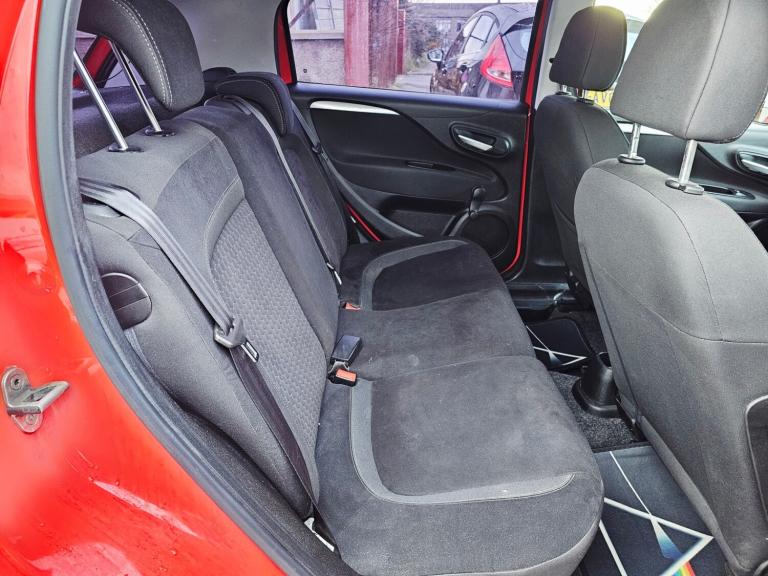 2017 Fiat Punto 1.2 Easy+ 5dr HATCHBACK Petrol Manual