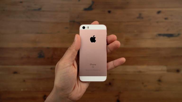 Like New Used Apple Iphone SE Unlocked One Year Warranty
