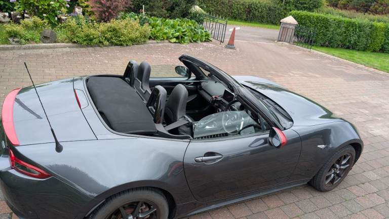 Mazda, MX-5, Convertible, 2017, Manual, 1496 (cc), 2 doors