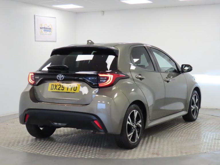 2025 Toyota Yaris 1.5 Hybrid Design 5dr CVT Hatchback Hybrid Automatic