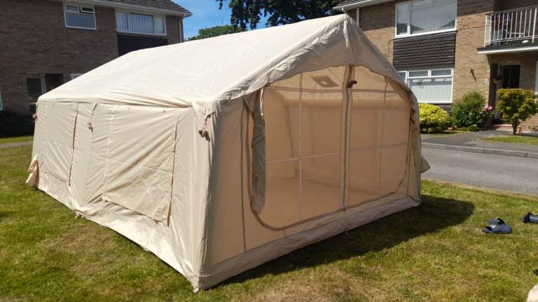 Large 2 room inflatable air tent like new