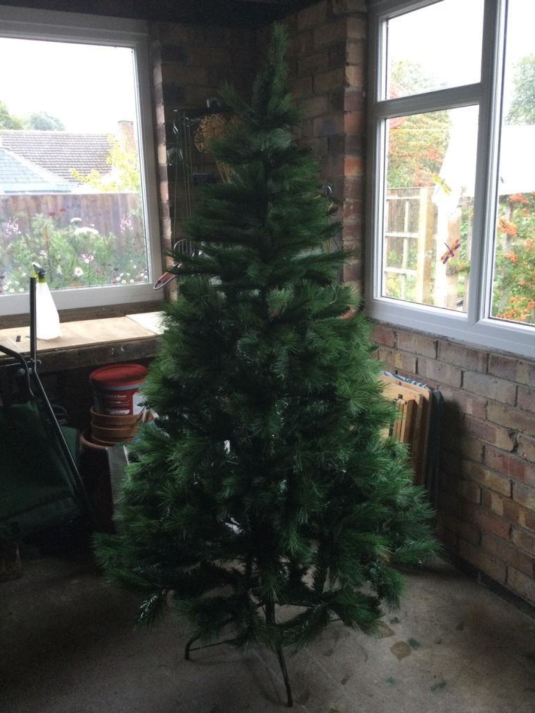 6ft Christmas tree